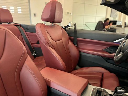 Used 2023 BMW 430i xDrive Convertible w/ M Sport Package image 21