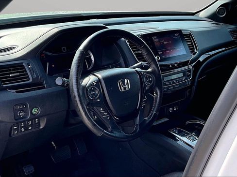 Used 2023 Honda Ridgeline Black Edition image 19