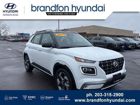 Certified 2025 Hyundai Venue Limited FWD image 1