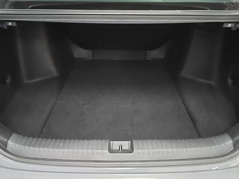 Used 2023 Honda Accord EX-L image 12