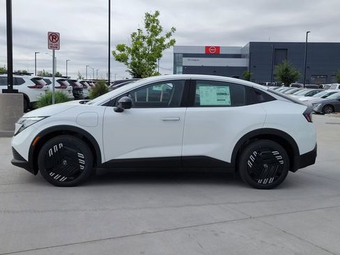 New 2026 Nissan Leaf w/ Floor Mat Package (S+) FWD image 2