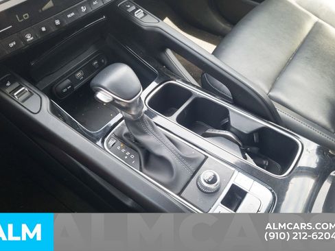 Used 2025 Kia Telluride S FWD image 30