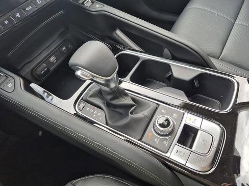 New 2025 Kia Telluride EX image 22