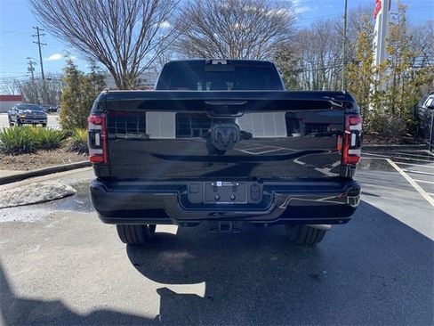 Used 2024 RAM 2500 Laramie w/ Night Edition image 7