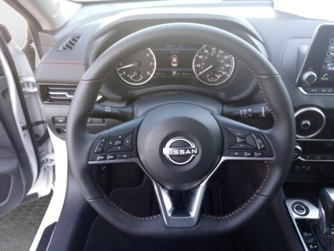 New 2025 Nissan Sentra SR w/ SR Premium Package image 10