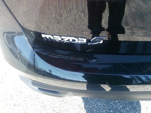 Used 2012 MAZDA MAZDA5 Sport image 20