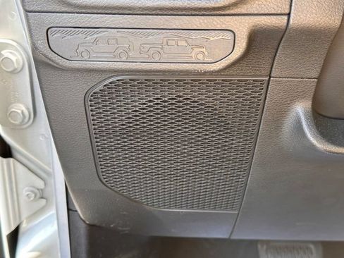 Used 2024 Jeep Wrangler Unlimited Sport AWD/4WD image 21