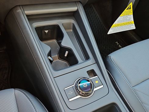 New 2026 Volkswagen Tiguan SE image 14