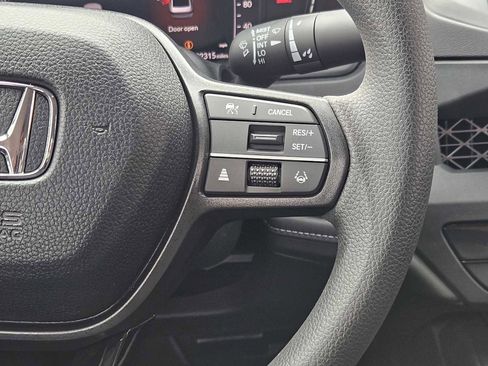 Used 2025 Honda Accord LX image 26