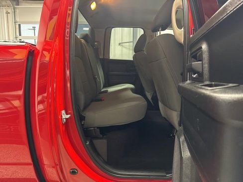 Used 2019 RAM 1500 Express w/ Express Value Package image 22