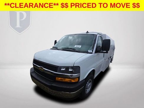 New 2025 Chevrolet Express 3500 w/ Power Convenience Package RWD image 12