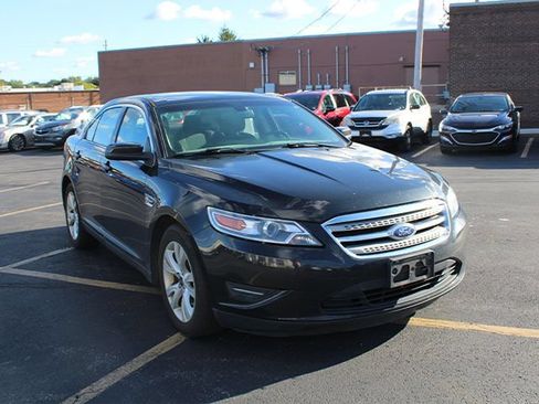 Used 2011 Ford Taurus SEL w/ 201A Rapid Spec Order Code FWD image 4