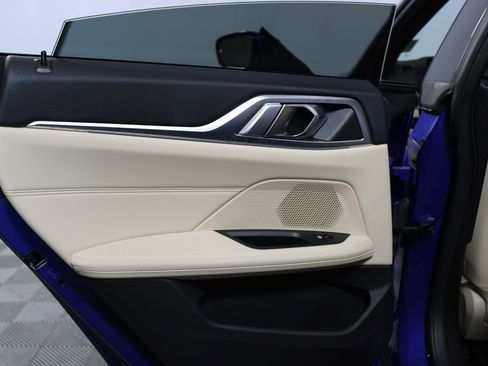 Used 2022 BMW i4 eDrive40 w/ M Sport Package image 25