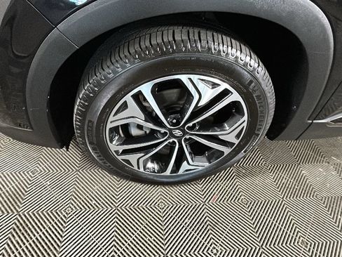 Used 2019 Hyundai Santa Fe AWD image 11
