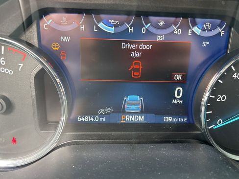 Used 2024 Ford Expedition Max XLT image 11