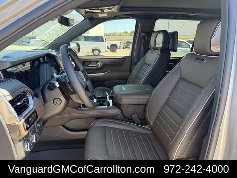 New 2026 GMC Yukon Denali Ultimate AWD/4WD image 23