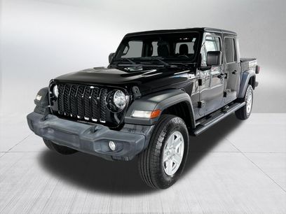 Used 2020 Jeep Gladiator Sport w/ Technology Group