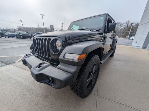 Used 2022 Jeep Wrangler Unlimited Sport image 8