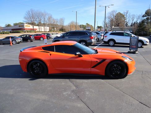 Used 2019 Chevrolet Corvette Stingray Coupe image 11