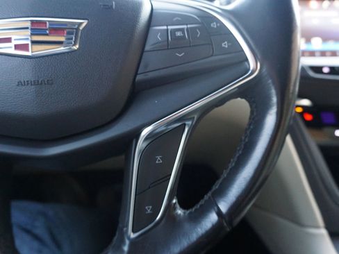 Used 2019 Cadillac XT5 Luxury image 33