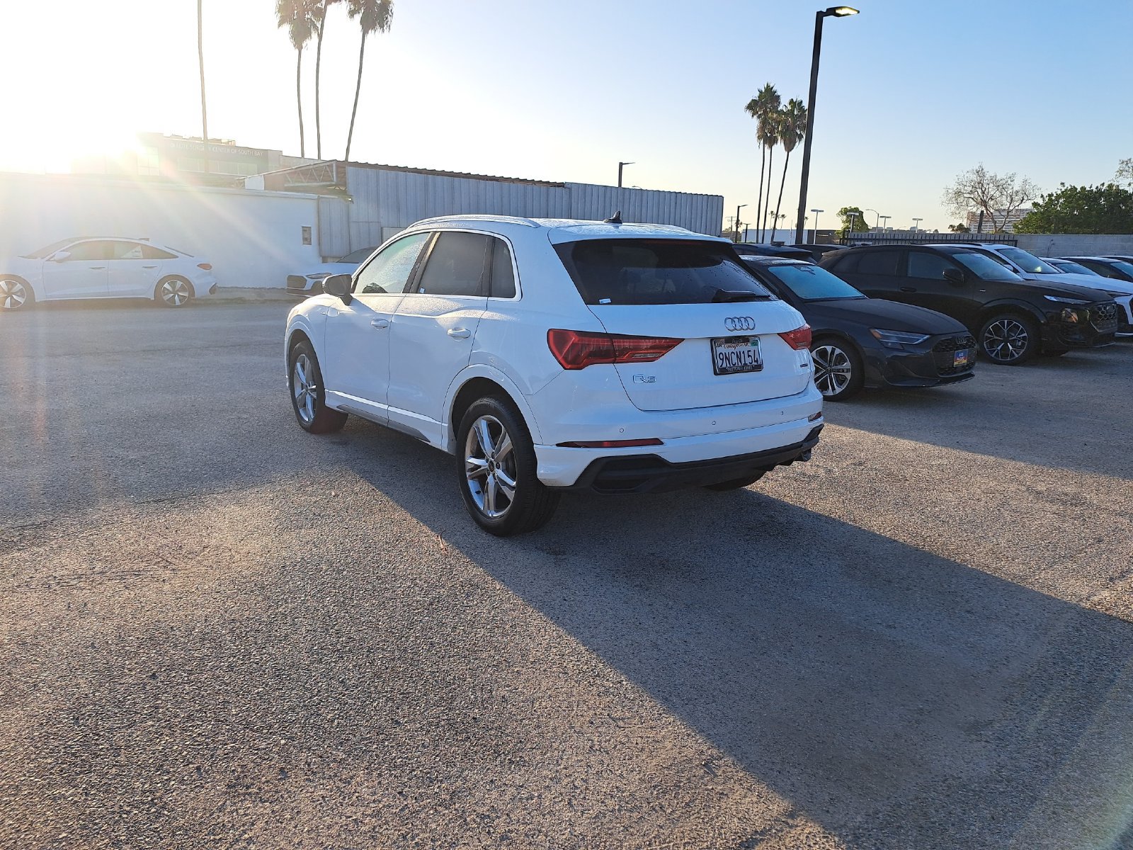 Used 2024 Audi Q3 2.0T Premium w/ Convenience Package AWD/4WD image 7