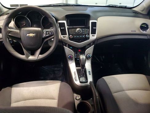 Used 2015 Chevrolet Cruze LS image 13