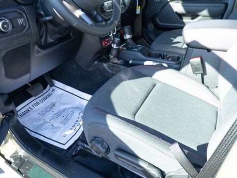 New 2026 Jeep Wrangler Unlimited Rubicon image 26