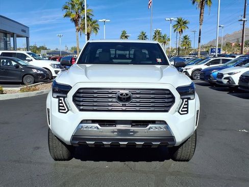 Used 2024 Toyota Tacoma Limited w/ Limited Package (LT) image 7