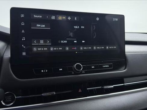 Used 2025 Mitsubishi Outlander SE AWD/4WD image 32
