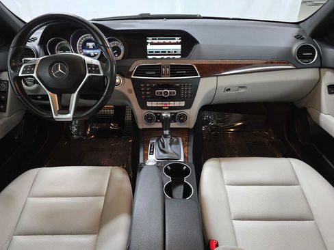 Used 2014 Mercedes-Benz C 300 4MATIC Sedan image 18