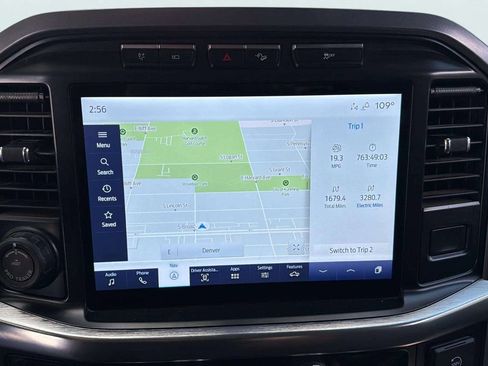 Used 2021 Ford F150 Lariat w/ Equipment Group 502A High AWD/4WD image 17
