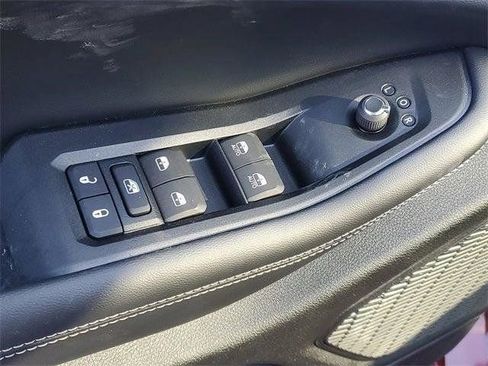 New 2026 Jeep Grand Cherokee Altitude AWD/4WD image 17
