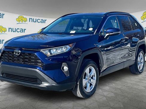 Used 2021 Toyota RAV4 XLE image 3