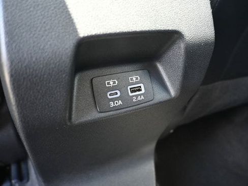 Used 2025 Subaru Crosstrek 2.5i Limited AWD/4WD image 25