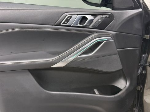 Used 2023 BMW X6 xDrive40i w/ M Sport Package image 27