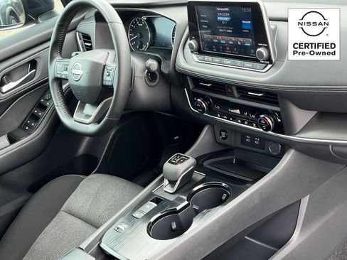 Certified 2026 Nissan Rogue SV w/ Cold Weather Package FWD image 9