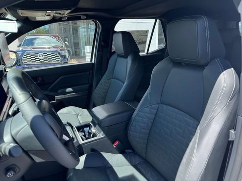 New 2026 Toyota 4Runner 4WD image 10