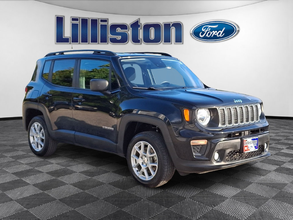 Used 2022 Jeep Renegade Latitude AWD/4WD image 3