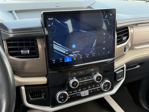 Used 2024 Ford Expedition Max Limited image 21