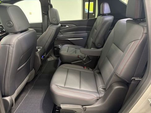 New 2026 Chevrolet Traverse Z71 w/ Enhanced Driving Package AWD/4WD image 24