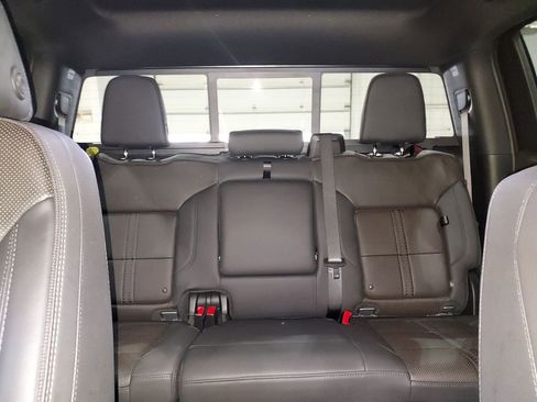 Used 2025 Chevrolet Silverado 1500 High Country w/ Technology Package image 13