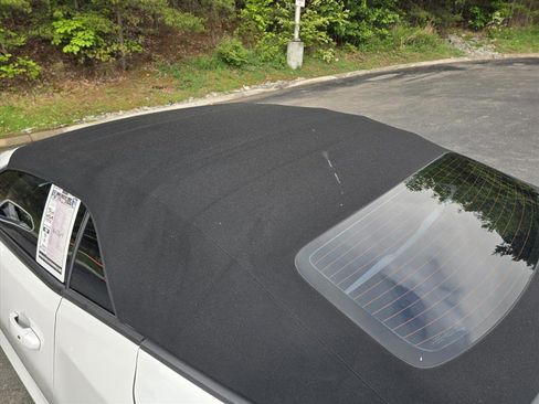 Used 2022 Chevrolet Camaro SS RWD image 10