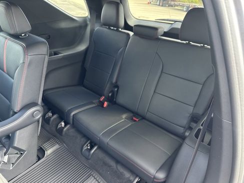 New 2026 Chevrolet Traverse RS w/ LPO, Floor Liner Package image 26