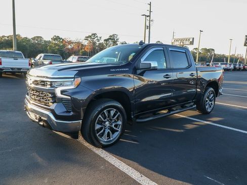 Used 2022 Chevrolet Silverado 1500 LT image 4