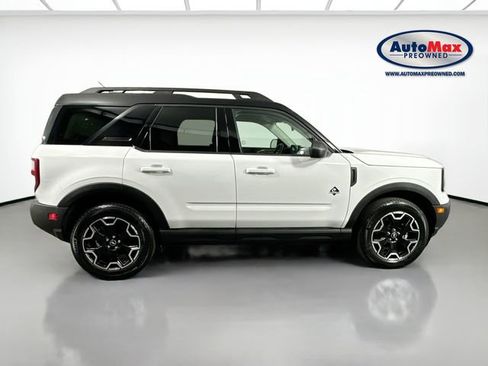 Used 2025 Ford Bronco Sport Outer Banks AWD/4WD image 9