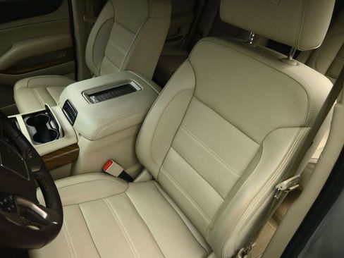 Used 2020 GMC Yukon Denali w/ Denali Ultimate Package AWD/4WD image 53