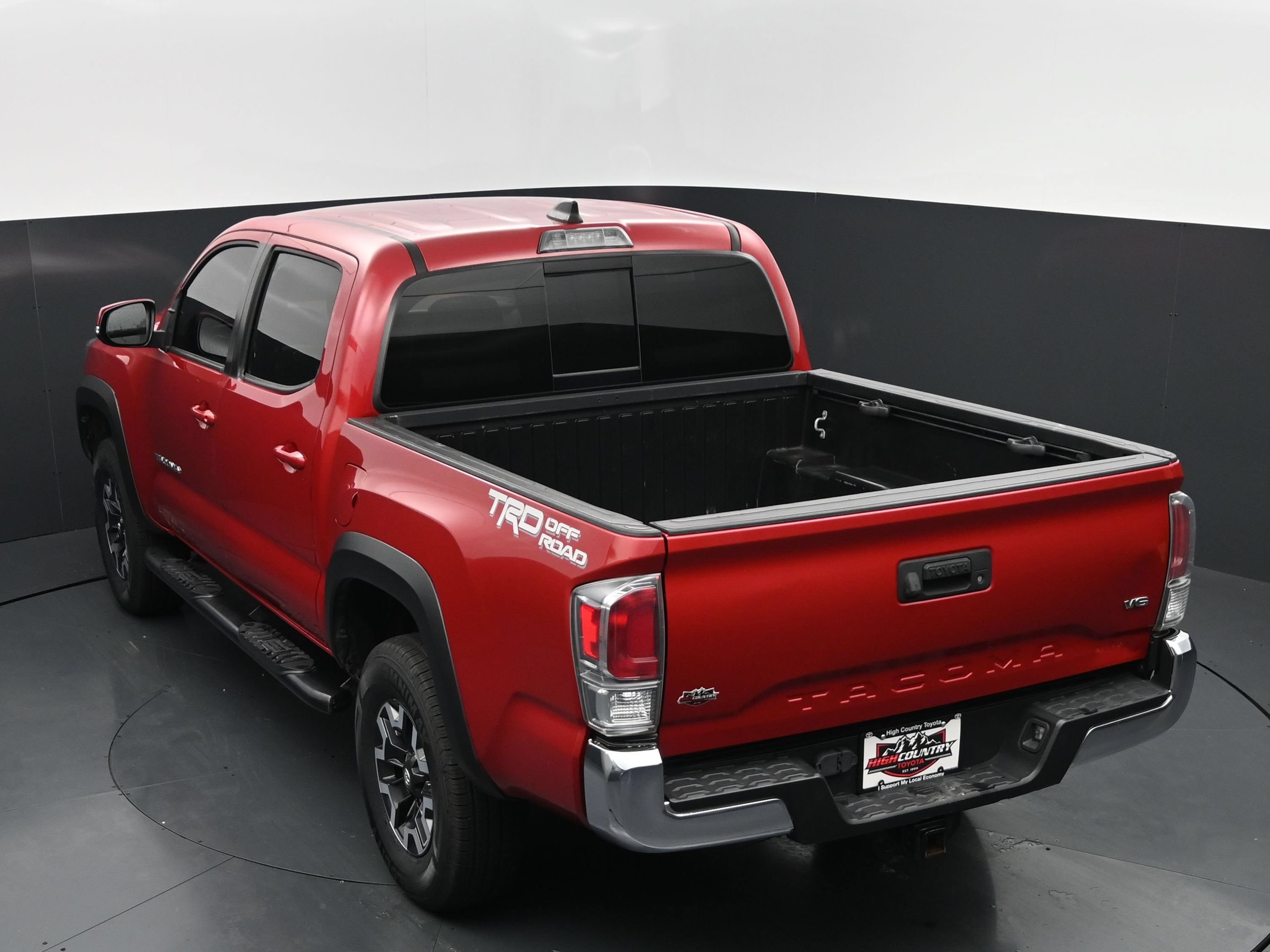 Used 2021 Toyota Tacoma TRD Off-Road RWD image 28