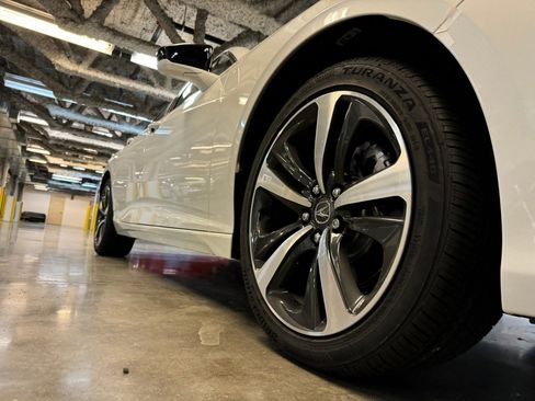 Certified 2025 Acura TLX w/ Technology Package image 21