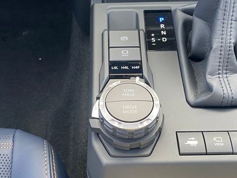 New 2026 Toyota 4Runner Limited AWD/4WD image 21