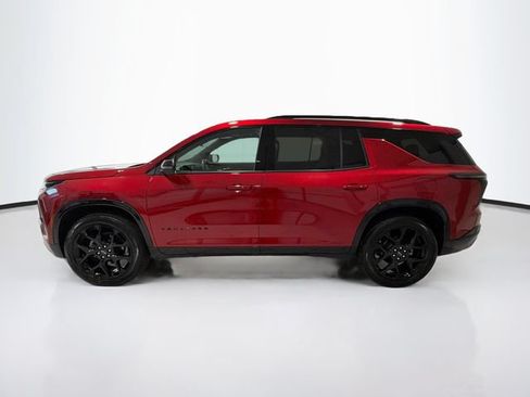 Used 2025 Chevrolet Traverse RS AWD/4WD image 4